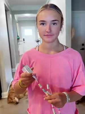 A phone charger that stands out from everyone else so it doesn’t get lost or stolen! #Phonecharger #BackToSchool #College #BackToSchoolMustHave #backtoschoolshopping 