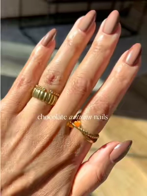 Glamnetic Press-On Nails in the color TERRA 🤎🍂. #fallnailinspo #pressonnails #chocolatenails #fallnails #nailtok @Glamnetic 