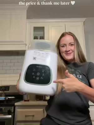 Momcozy wtf is going on? #momcozy 