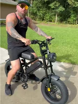 The V100 is a great budget friendly option for a class 3 ebike! #ebike #emoto #streetlegal #motorcycle #motorbike 