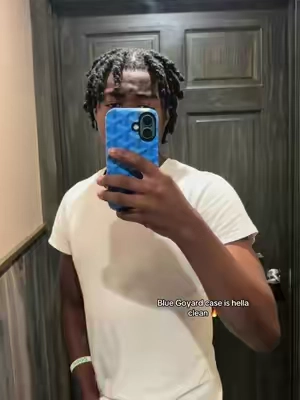 #foryoupage #viral #trending #phonecase #blowthisup 