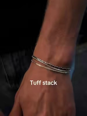 So hard #tiktokshop #fashiontiktok #fashion #fit #jewlery 