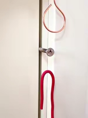Seal those big door gaps with this easy stick-on weather strip. It helps block hot air and bugs, keeping your room cooler and more comfortable. #DoorSeal #WeatherStripping #BugProof #HomeEssentials #SummerMustHave 