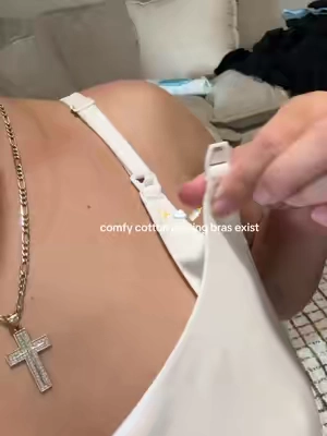 wearable pump friendly & comfy enough to sleep in! 🤍☁️🍼 #nursingbra #breastfeedingmom @Momanda.Official #nursingmom #nursingfriendly #pumpingmom 
