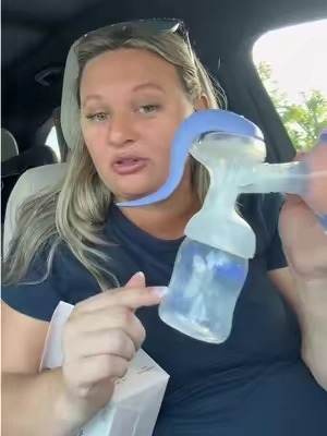 The flange sizing kit helped me get more output for my baby and less pain! #flangesizingkit #pumpingmoms #pumpingtips #pumpingmom 