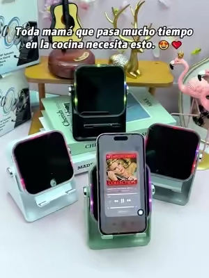 ¡Bañarte no tiene que ser aburrido! Este altavoz 2 en 1 te mantendrá entretenido. #putare #Greenish #inductionspeaker #phoneholderstand #tiktokshopjumpstartsale