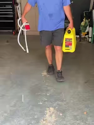 7672409801837612318