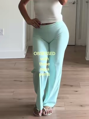 these aqua pants are the prettiest color & they’re so comfy & flattering!  #pants 