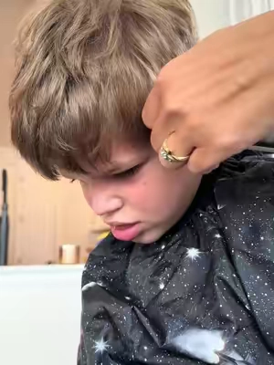 Haircuts can be SO hard for kids with sensory sensitivities. 😭✂️ These sensory-friendly hair trimmers are ultra quiet, fully rechargeable, AND have a suction attachment that catches most of the hair as you trim! 🙌 If haircuts are a struggle in your house, these are definitely worth checking out! 💙 #SensoryFriendly #SensoryKids #SpecialNeedsParenting #HaircutHacks #MomFinds