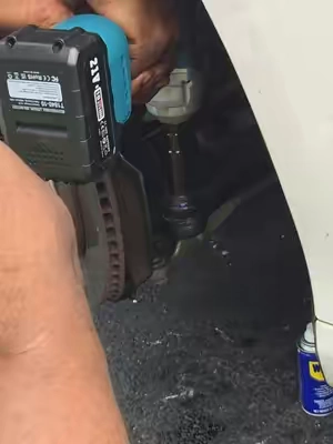 Replacing outer tie rod with Seesii 3 in 1 impact wrench.  #tools #impactwrench #mechanicsoftiktok #mechanictools #diyproject 