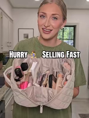 Lovevook Travel Makeup Bag 🎒  Selling fast 🏃‍♀️ 🏃‍♀️ 🏃‍♀️  #travelbag #lovevook #makeupbag @LOVEVOOK 