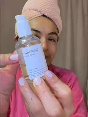 Hidratante y exfoliante para reafinar la textura de la piel e hidratar à la misma vez #skincare #mixsoon #hidratacion #exfoliation #koreanskincare @mixsoon 