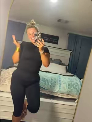 7672453510184635679