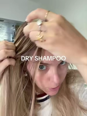 All while leaving no residue and being aeresol free 🤩👏🏻 #idewcare #idewcaredryshampoopowder #dryshampoo #dryshampoopowder 