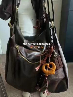 fall ready🍁 #shoulderbag #bag #brownbag #fashionfinds #tiktokshopcreatorpicks