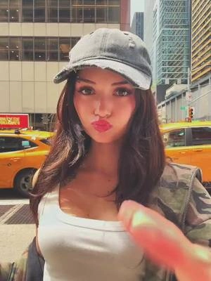 just landed in nyc fit 😋