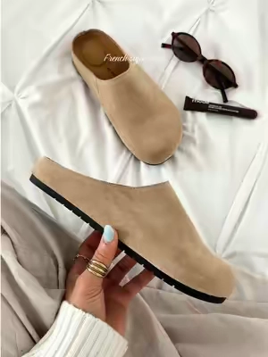 perfect shoes for cozy season 🤎 @EVELLYHOOTD US #clogs #clogshoes #fallshoes #falloutfits #comfyshoes 