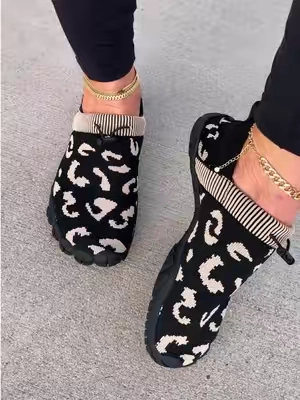 Replying to @meicaceia have you seen this color? #barefoot #barefootshoes #watershoes #BacktoSchool 