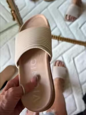 Vionic Knit Slide Sandals @QVC, Inc  #vionic #sandals #travelshoes #tiktokshopcreatorpicks 