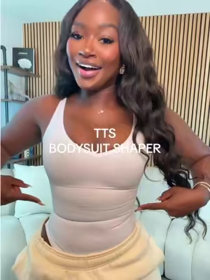 She was not playinggg it’s sooo compressed !!!! #bodysuit #bodysuitshapewear 
