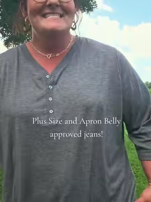 Plus Size and Apron Belly approved jeans!@BloomChic #plussizejeans #skinnyjeans #comfortablejean#plussizestyle #plussizefashion 