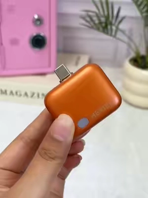 It automatically pulls the plug the moment your phone hits a full charge. You'll never have to worry about overcharging your device ever again. #techtok #charger #coolgadgets #TechGadgets #phonehacks 