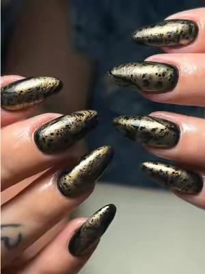 #bloomingnails @adritokshop 🥰🥰🤤 #nailsdone #dianenails 