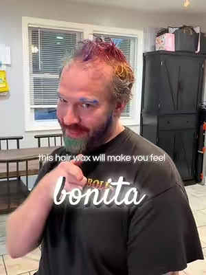 He was really feeling himself 🤣🤣 #bonita #ifeelbonita #hairwax #temporaryhaircolor #haircolor 
