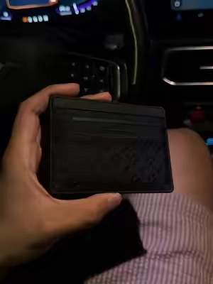 Look how CLEAN this is 😮‍💨 #wallet #menswallet #mensessentials #tarjetero #cardholder 