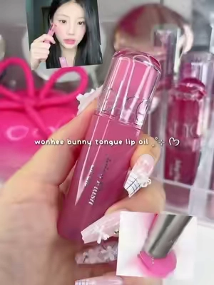 the viral bunny tongue color in the rom&nd bunny tongue shade 02  #romnd #kbeauty #lipoil #bunnytongue #wonhee 
