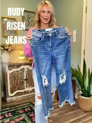 @Wild Oak Boutique #risenjeans #denimjeans #highwaistedjeans #stretchyjeans #tiktokshopcreatorpicks  