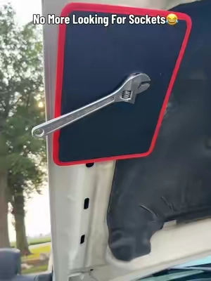 The amount of times I could’ve used this button instead have lost sockets and bolts at the bottom of my engine bay! #tiktokshopjumpstartsale #tools #toolholder #magnetic #caraccessories 