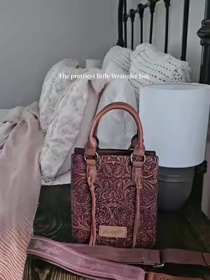 This color Angel Brown... gorgeous 🤎 #Wrangler #WranglerBag #WesternStyle #WesternFashion #TikTokShopFinds 🤎 