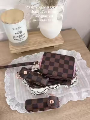 @DAILY RITMO girly and cute keychain and wallet #wallet #wallets #bagcharm #bagcharms 
