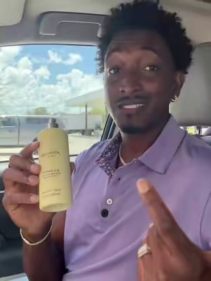 He couldn’t help himself 😭@BellaVitashop #perfumeforher #hairmist #bodymist #vanillaperfume #tiktokshopcreatorpicks 