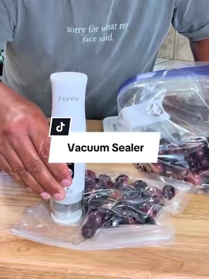 We don’t let food spoil anymore. #vacuumsealer #reuasablebags #freezerburn #freshfood 