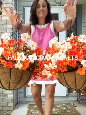 Autumn outdoor artificial morning glory hanging flower baskets 🍂 Set of 2 pre-arranged faux floral baskets with coco liners — no watering, no wilting, no maintenance. Weather-resistant fall porch decor for your front door, patio, balcony, or garden. UV-resistant silk flowers that stay vibrant all season. @Flower Sea Studio #fallporchdecor #hangingbasket #artificialflowers #falldecor #fauxflorals 