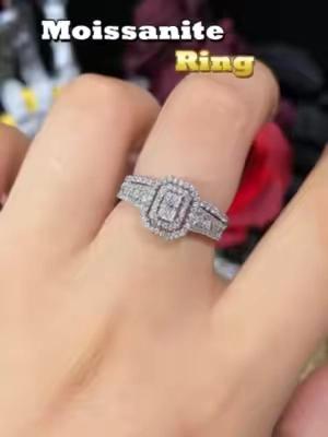 If you are looking for quality and affordable jewelry, this is for you.#delzzad #moissanitejewelry #unisexjewelry #2026trend #sparkleandshine #giftguide #TikTokshopbacktoschool #moissanite #moissanitering #radiant #2pcs #buy1get2