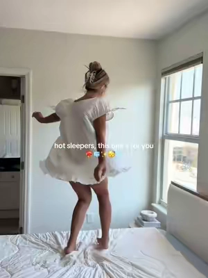 100% cool to the touch- ALL the time ✨ if you haven’t tried the viral cooling comforter from CGK yet, this is your sign. Whether you’re struggling with night sweats, hot flashes, or just like a super cold bedroom, this is one of the things that’s absolutely worth your money !! #fyp #coolingcomforter #coolingblanket #hotsleeper #nightsweats 