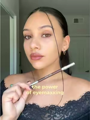 Quick little sultry eye tip @Haus Labs #hauslabs #Eyeliner #eyemakeuptutorial #browneyes 