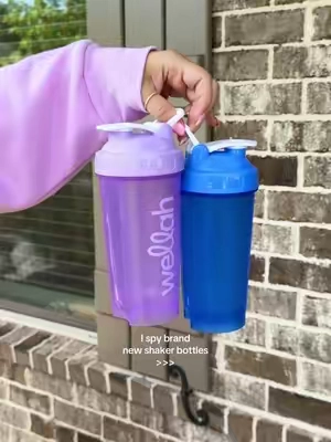 these brand new colors are gonna sell out so fast 🤭 #shakerbottle 