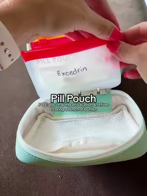 Instead of carrying a bunch of bottles, this pill pouch for storage organization is perfect 👏🏼🤌🏼 #pillorganizer #medication #travelessentials #travelorganizer #dailyessentials 