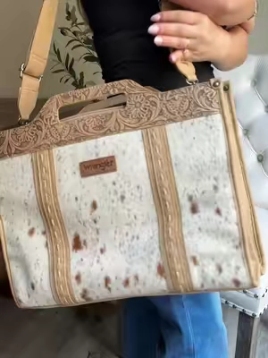 #tote #totebag #purse #western #cowhide 