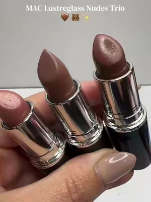 Mac did it again! @M·A·C Cosmetics @M.A.C Cosmetics Store #maclipstick #lipstick #nudelipcombo #tijtokshopfinds 
