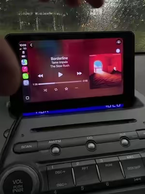 CarPlay for this price is crazy #carplay #carplayscreen #carplaysystems #tiktokshopcreatorpicks 