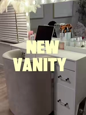 Only 38 left in stock 💖 #makeupvanity #smallroomdecor 