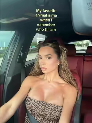 7672636158936943885