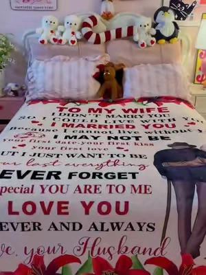 I found the best gift for my wife🥰🎁#wife #wifetok #Love#ValentinesDay #giftforher