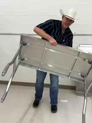 Stainless Steel commercial folding table 2ft x 4ft #stainlesstable #stainlesssteelfoldingtable #vevorfoldingtable #stainlesssteeltable #campingtable 