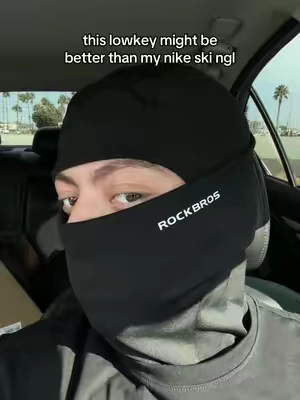 This ski lowkey cleannn #fyp #skimask #mask #tiktokmademebuyit #facemask 